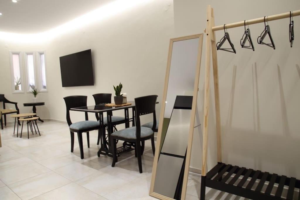Eclectic Apartment Near Downtown Heraklion Exterior foto