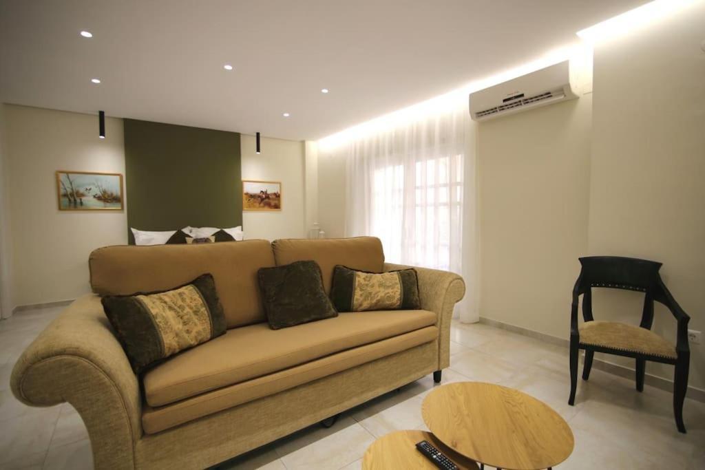 Eclectic Apartment Near Downtown Heraklion Exterior foto