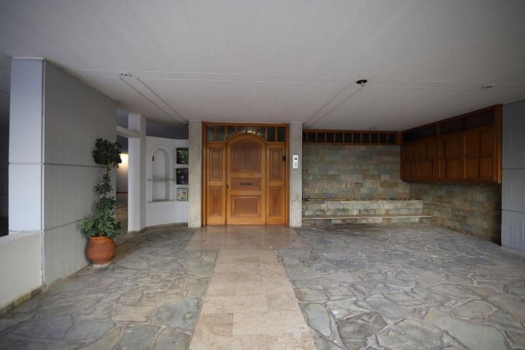 Eclectic Apartment Near Downtown Heraklion Exterior foto