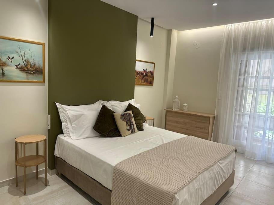 Eclectic Apartment Near Downtown Heraklion Exterior foto
