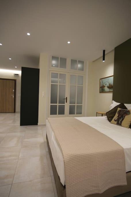 Eclectic Apartment Near Downtown Heraklion Exterior foto